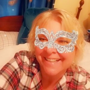 Meet your Posher, Anne